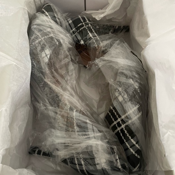 NWT- Bandolino D’Orsay profile black plaid pointed toe Grenow pumps - Picture 5 of 7